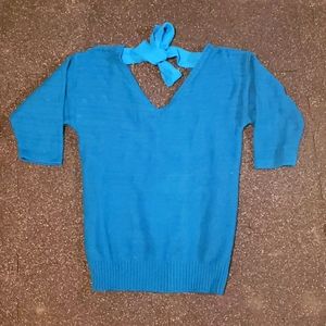 Teal V neck sweater